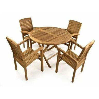 Handmade 80 Kg Eco-Friendly Polished Mahogany Wooden Garden Table And Chair Set 