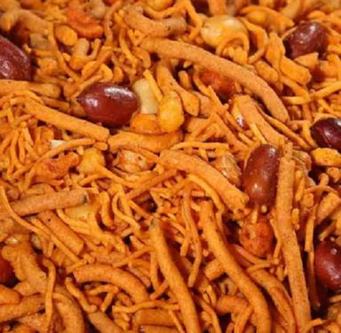Crunchy Texture Fried Spicy Mixture Namkeen With 2 Months Of Shelf Life Carbohydrate: 24 Grams (G)