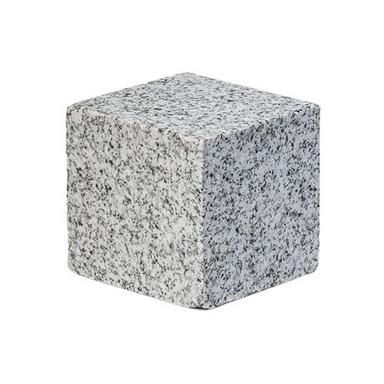 2.65 Grams Per Cubic Centimeter Polished Granite Cube Stone Application: Industrial