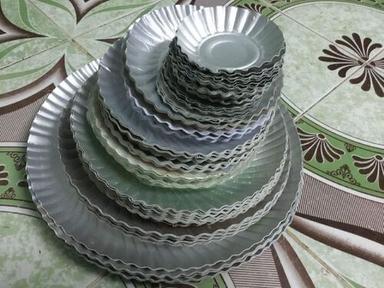 Green Disposable Silver Paper Plate For Household & Commercial Purpose