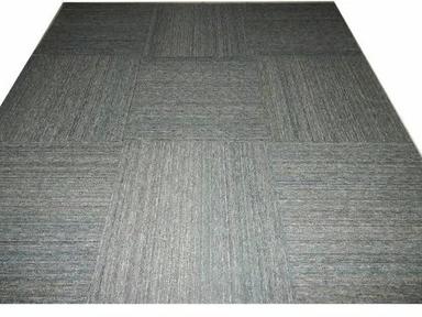 4X7 Foot 10.5 Mm Thick Plain Rectangular Nylon Carpet For Flooring Use  Non-Slip