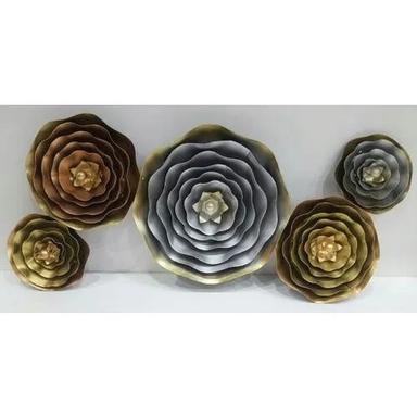 Multi Color Paint Coated Wall Mounted Flower Designer Metal Decorative Wall Art
