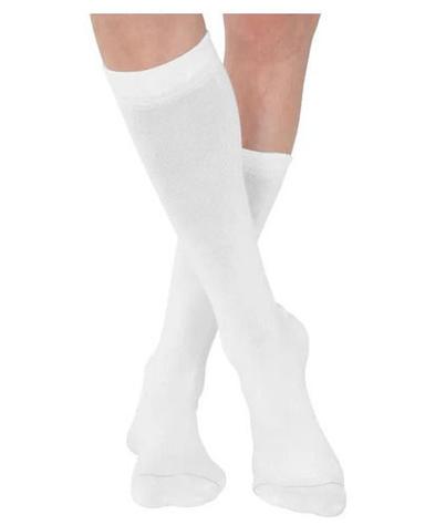 White Skin Friendly And Washable Soft Plain Dyed Cotton Socks