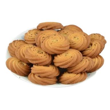Round Low Salt Crispy And Sweet Ajwain Biscuit With 3 Month Shelf Life  Fat Content (%): 25 Grams (G)