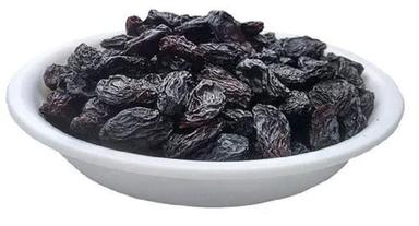 Common Commonly Cultivated Sweet Oval Food Grade Sunlight Dried Black Grapes