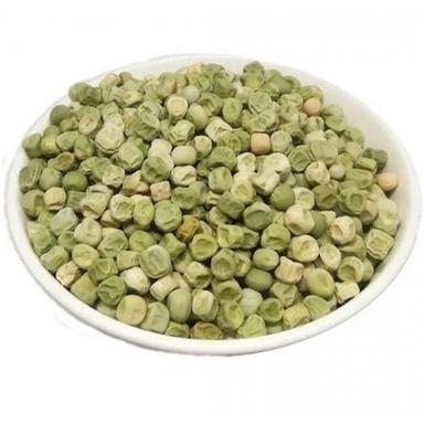Edible Hybrid Commonly Cultivated Sunlight Dried Solid Green Pea Seeds Admixture (%): 2%