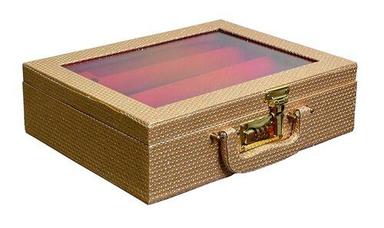 Rectangular Shape Antique Design Box For Jewellery Storage Use