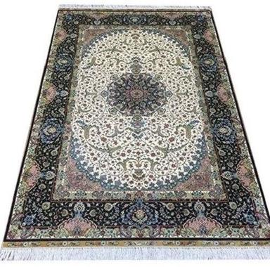 Washable Rectangular Printed Kashmiri Silk Carpet For Home Decor Keeping Warm