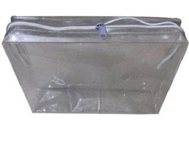 Transperent 30X15 Inch Rectangular Plain Pvc Zipper Bag For Saree Packing Purposes