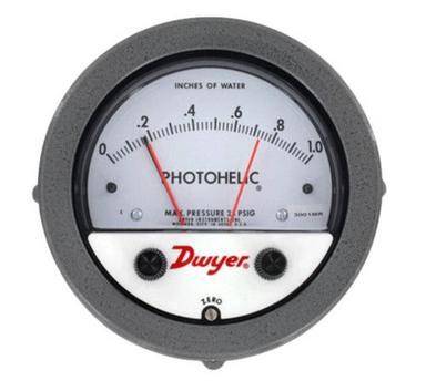 Matte Finish Glass Dial And Stainless Steel Body Differential Pressure Gauge Accuracy: 98  %