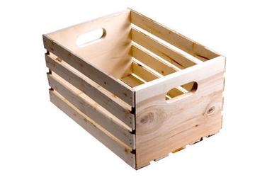 Brown 800 Kilograms Capacity Rectangular Hardwood Crate For Outdoor Use 
