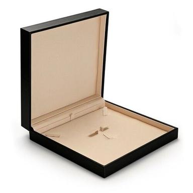  ज्वेलरी पैकिंग के लिए 8X7 इंच का काला रेक्टेंगल नेकलेस बॉक्स साइज़: 8*7