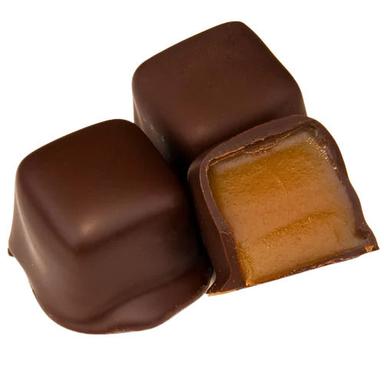 Eggless Solid Sweet Taste Chocolate Flavored Caramel Candy Fat Contains (%): 4.2 Percentage ( % )