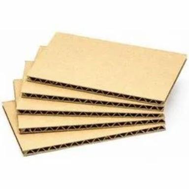 Brown 8Mm Thick A4 Size Rectangular Plain 3 Ply Paper Corrugated Board