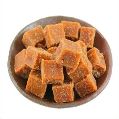 No Artificial Flavor Sweet Smell Jaggery Cube  Fineness (%): 100%