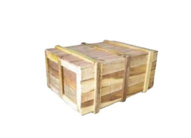 Matte Finish Rectangular Pine Wooden Pallet Box