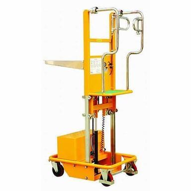 Corrosion And Rust Resistant Hydraulic Order Picker For Industrial Use