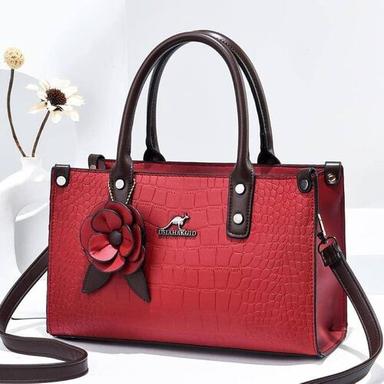 Easy To Carry Ladies Hand Bags