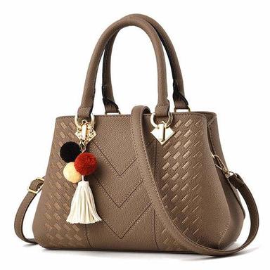 Easy to Carry Light Weighted Zipper Closure Multi Compartments Genuine Leather Ladies Bags