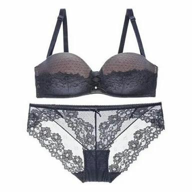 Ladies Skin Friendly Designer Bra Panties Set