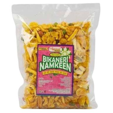 Tasty and Crunchy Bikaneri Bhujia Namkeen