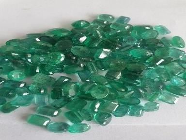 Skin Friendly Green Emeralds Stones