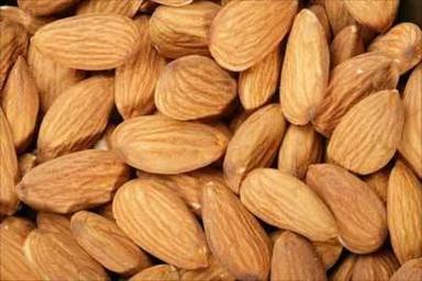 Common Rich Taste Almond Kernels