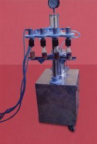 Vaccumetric Liquid Filling Machine