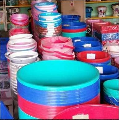Various Colors Available Smooth Finish Plastic Bucket