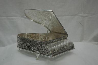 SILVER PLATED JEWELRY BOX