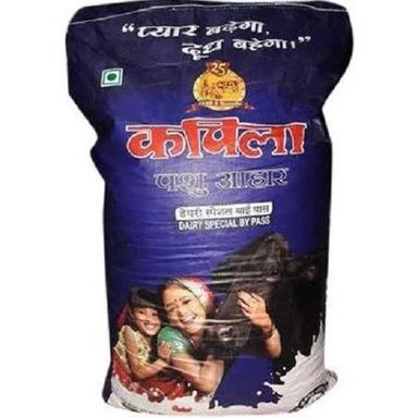 High In Protein White Color Dried Texture Kapila Pashu Aahar Cattle Feeds  Application: Fodders