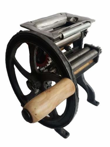 Rust Resistant Manual Homemade Pasta Maker Aluminum Alloy Rollers Capacity: 15 Kg/Hr