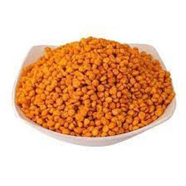 Hot-And-Spicy Chana Dal Namkeen Fat: 14.3 Grams (G)