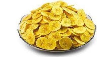 White Antioxidant Enriched Crispy And Crunchy Salty Round Fried Bananas Chips