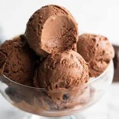 Sweet And Delicious Creamy Texture Frozen Desserts Chocolate Ice Cream Age Group: Old-Aged