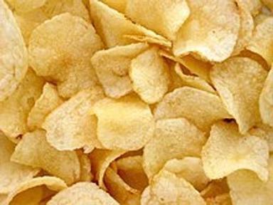 Tasty Salted And Crispy Fried Fresh Potato Chips For Snacks, Pack Of 1 Kg