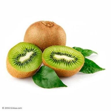 Green High Nutritious Content Brownish Outer Skin Oval Shaped Fresh Kiwi Fruit