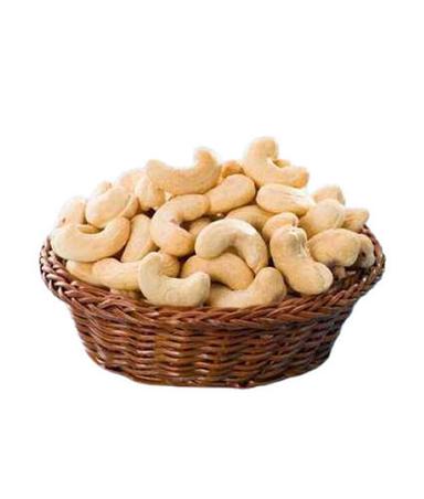 Off White Raw Cashews Nuts, No Artificial Flavour Crop Year: Current Years