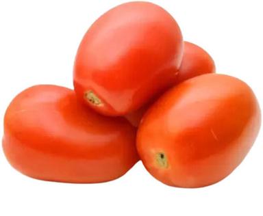 70% Moisture Oval Shape Raw Fresh Tomato For Cooking And Salad Use Shelf Life: 4 Days