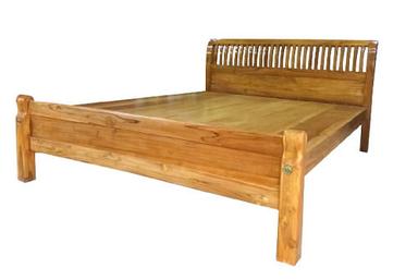 39 X 82 X 35 Inches 150 Kilograms Polished Finish Teak Wood Bed  Carpenter Assembly