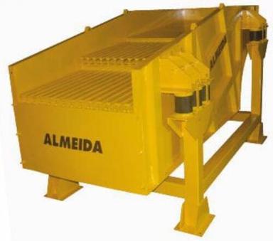 Corrosion Resistant Vibrating Feeders - Attributes: Durable