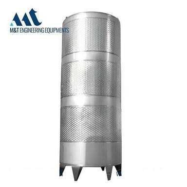 Milk Storage Silo 100 Kl with Capacity of 5000 to 10000 Liter/Day